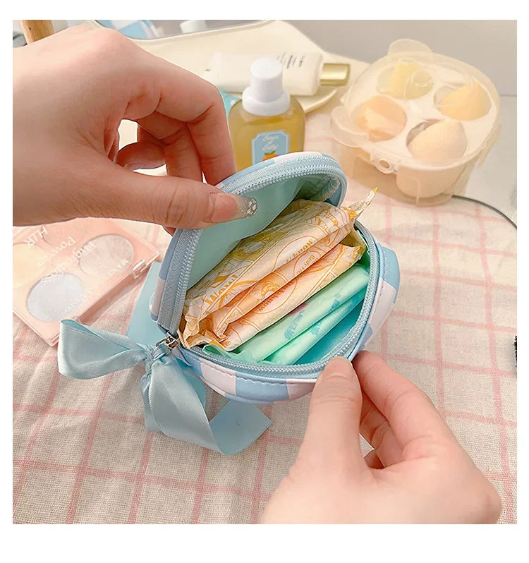 Anime Kuromi Storage Bag Cartoon Physiological Period Sanitary Pads Napkin Zipper Travel Gadgets Storage Bag Toys for Girls Gift
